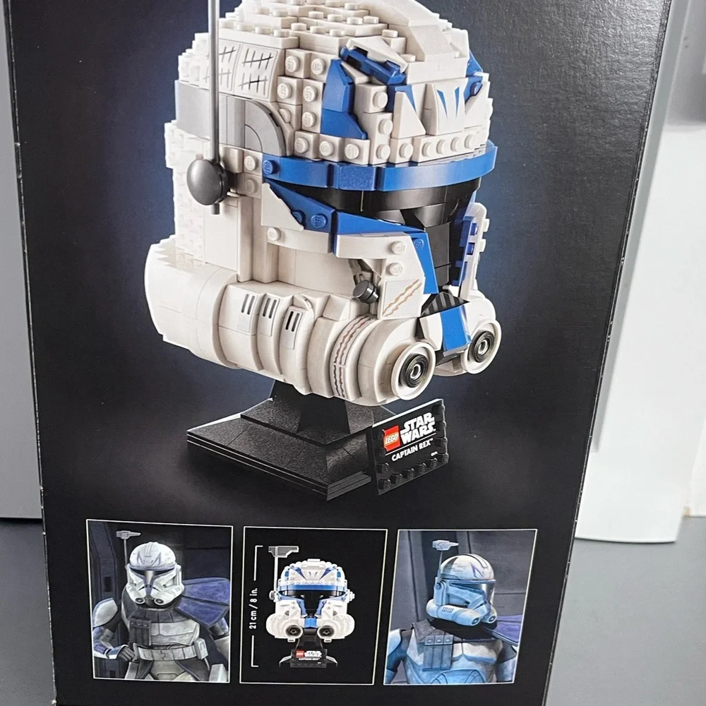 LEGO Star Wars Captain Rex Helmet 75349 854 PCs 18+ NIB Sealed - Picture 3 of 7